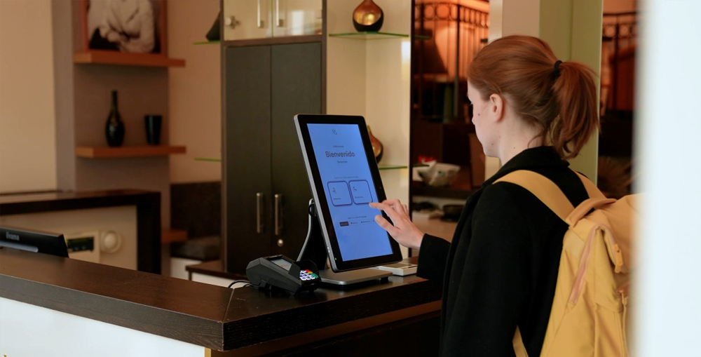 Key Advantages of Self Check-in Hotel Kiosk